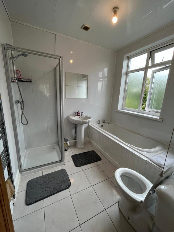 2 Bedroom Apartment, 5 Minutes From City Centre Newcastle upon Tyne Zewnętrze zdjęcie