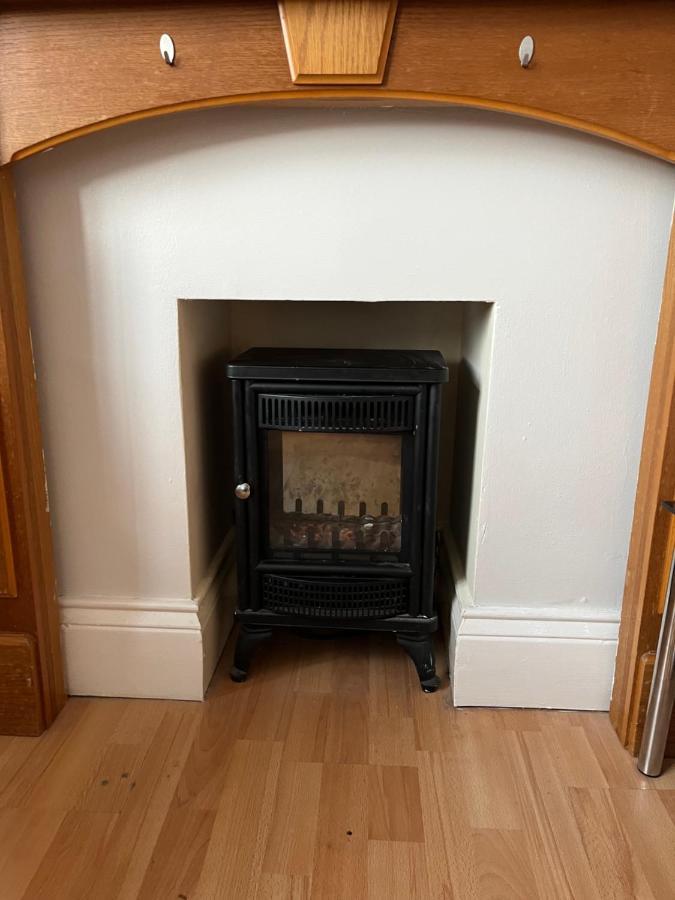 2 Bedroom Apartment, 5 Minutes From City Centre Newcastle upon Tyne Zewnętrze zdjęcie
